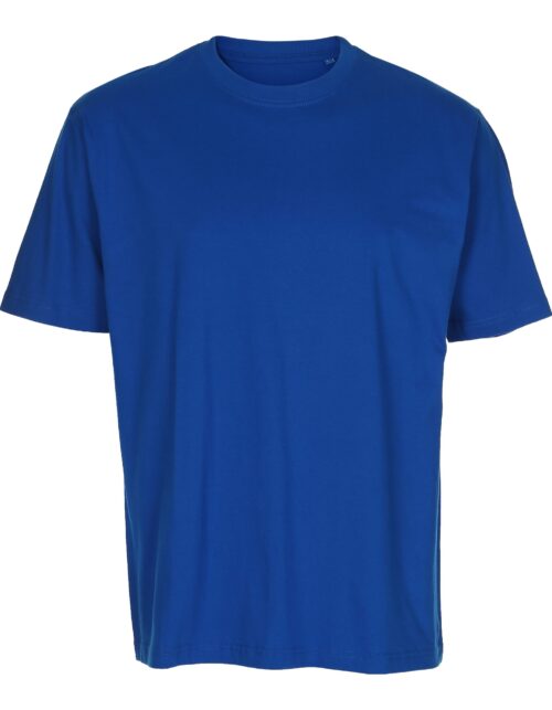 Blå t-shirt set forfra