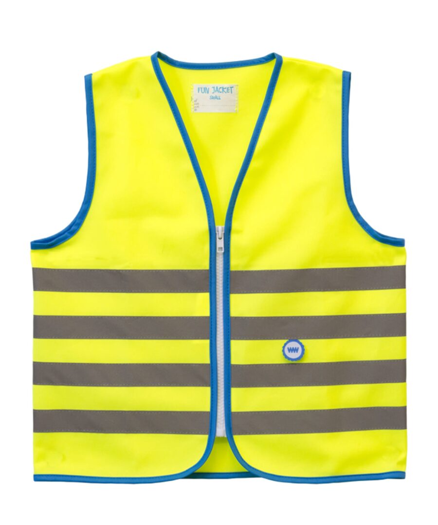 Gul refleksvest med blå kanter og striber.