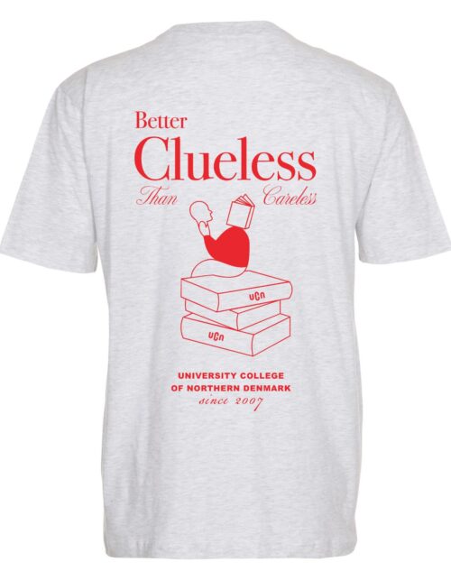 T-shirt med UCN-design og tekst på bagsiden.