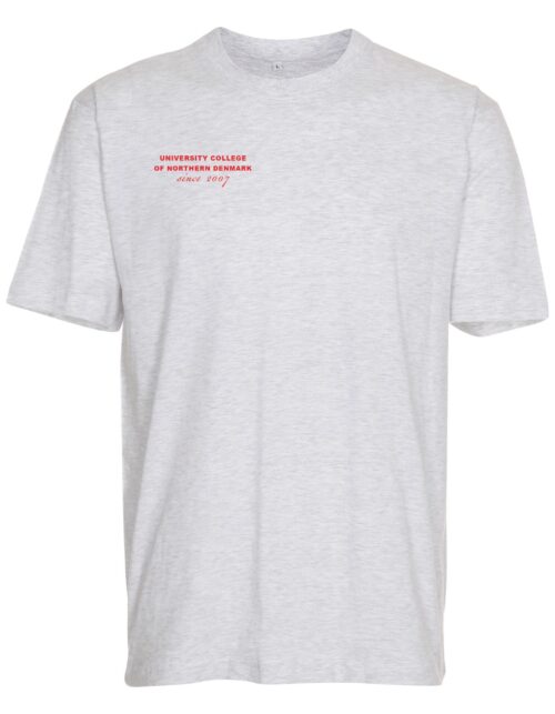 Hvid T-shirt med rød tekst.