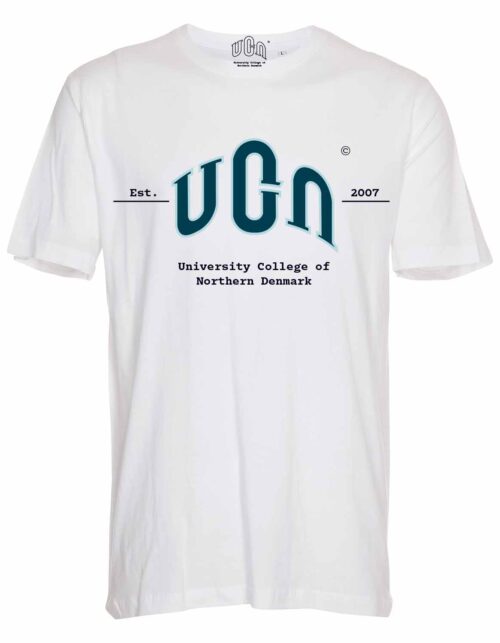 Hvid T-shirt med UCN-logo og tekst.