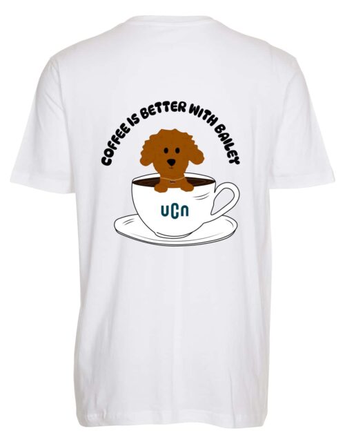 T-shirt med hund i kaffekop-design.