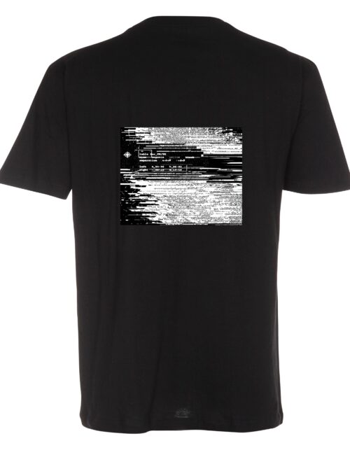 Sort T-shirt med abstrakt hvidt mønster på bagsiden.