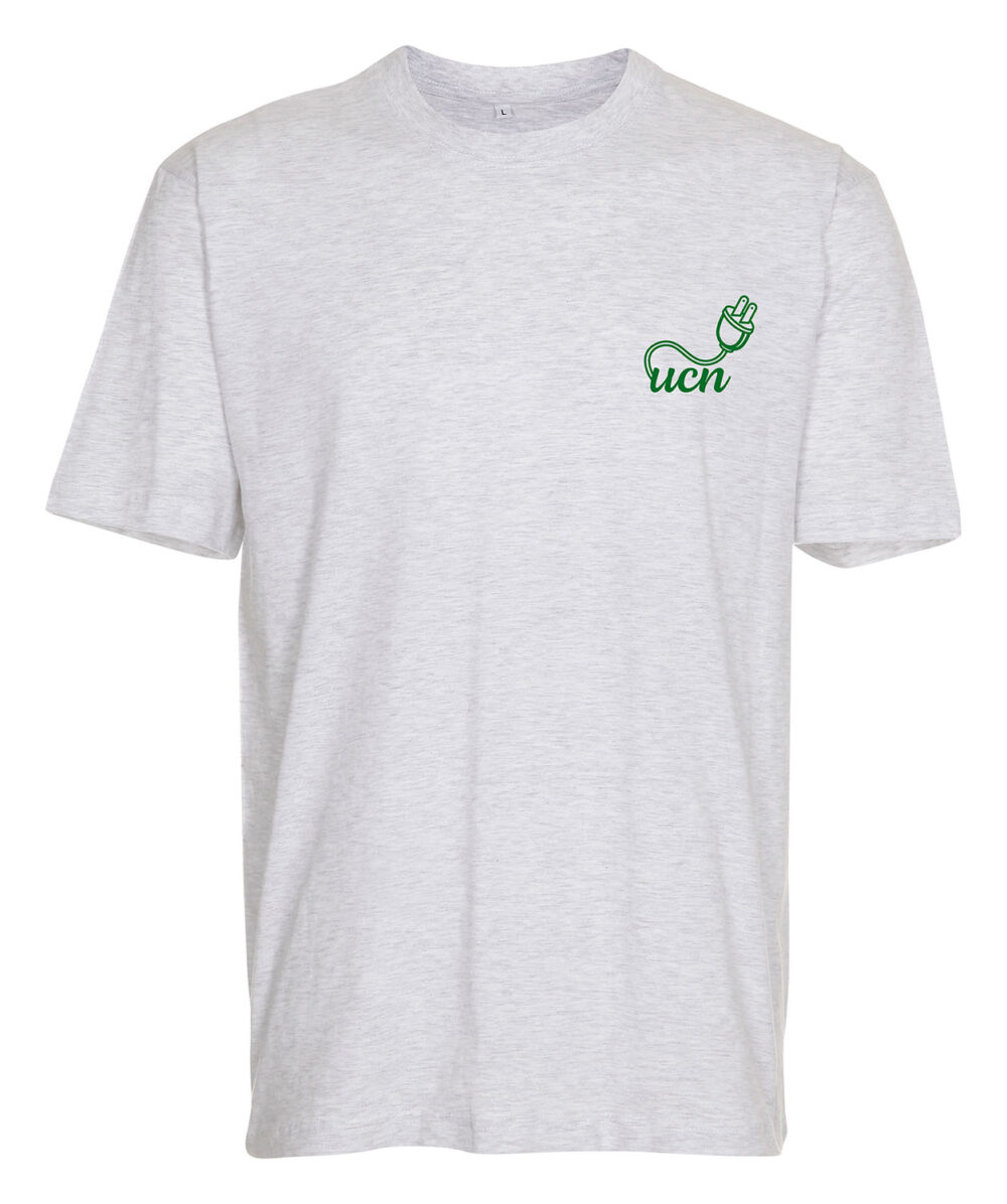 Grå T-shirt med grønt UCN logo