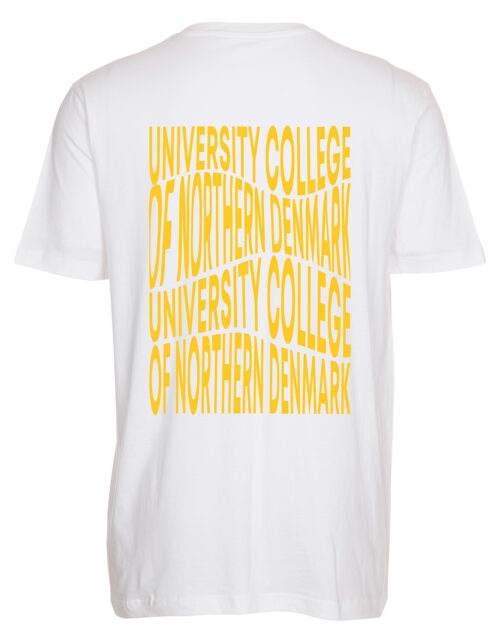Hvid T-shirt med gule bogstaver, University College logo.