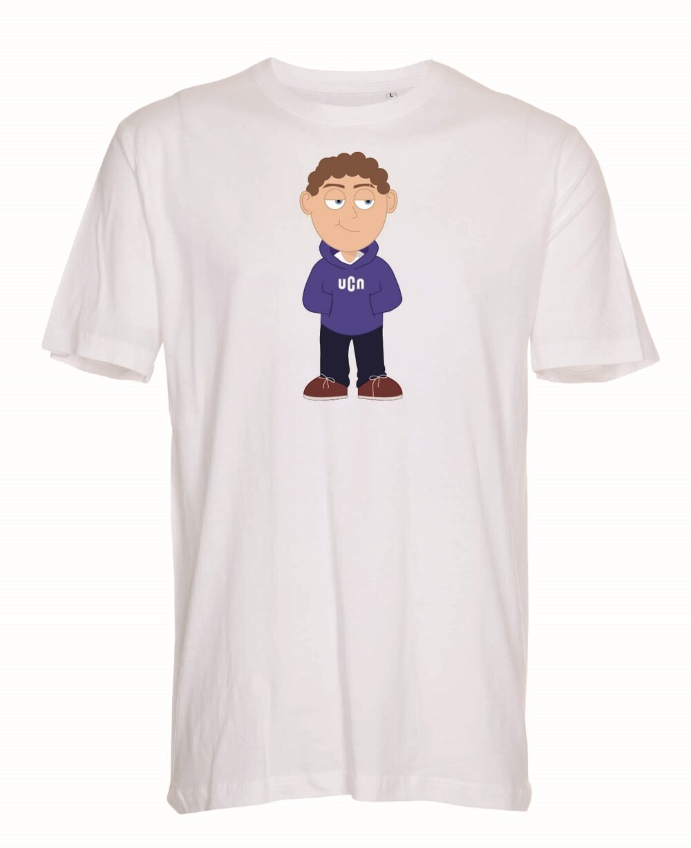 Hvid t-shirt med tegneseriefigur i lilla hættetrøje.